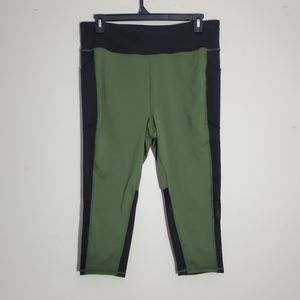 Lularoe Rise Fearless Crop‎ Fitness Leggings Black and Olive Green 2X Pockets